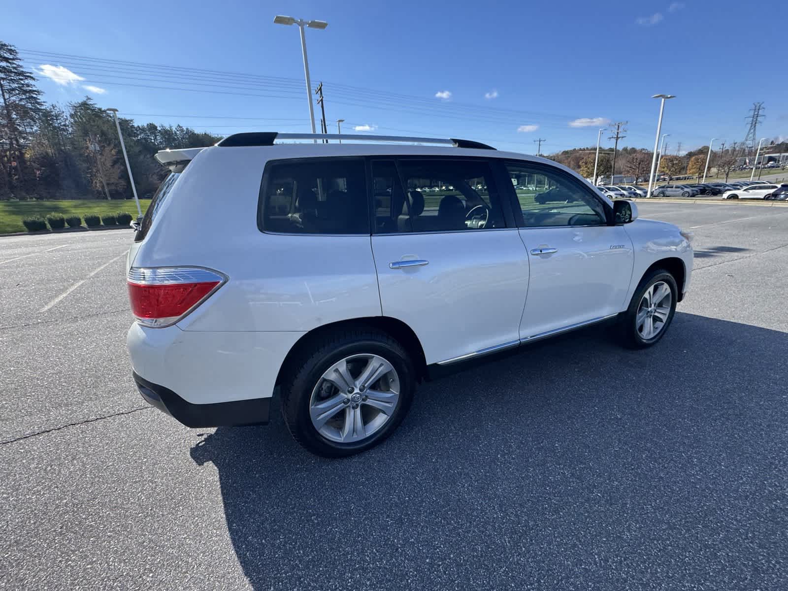 2012 Toyota Highlander Limited 8