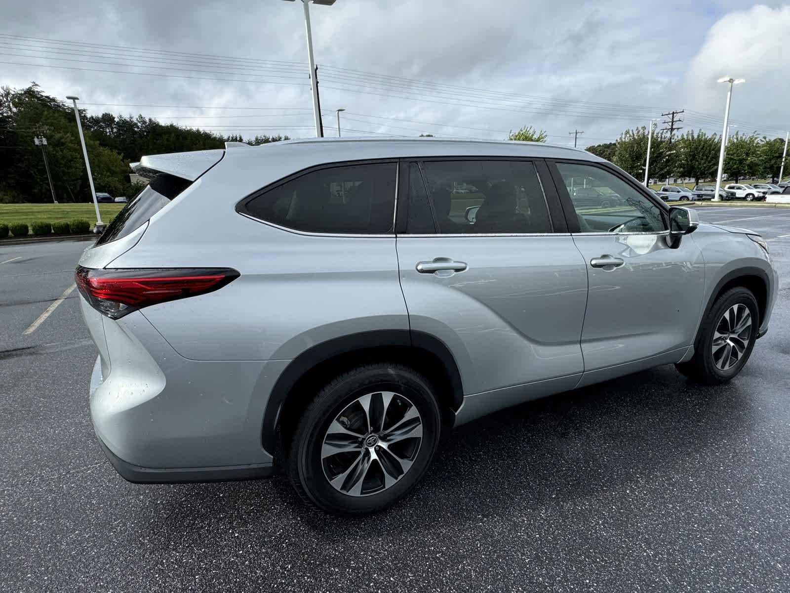 2020 Toyota Highlander XLE 10