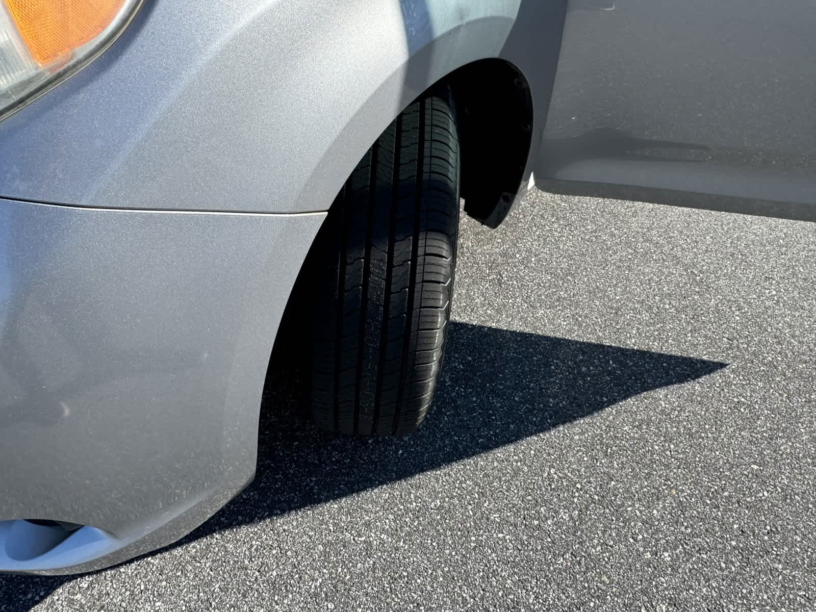 2012 Toyota Sienna LE 9