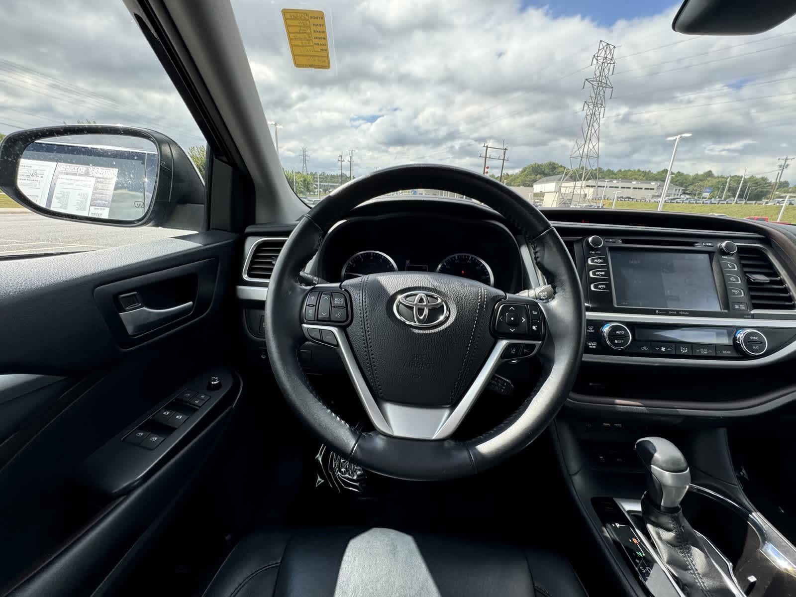 2019 Toyota Highlander XLE 23