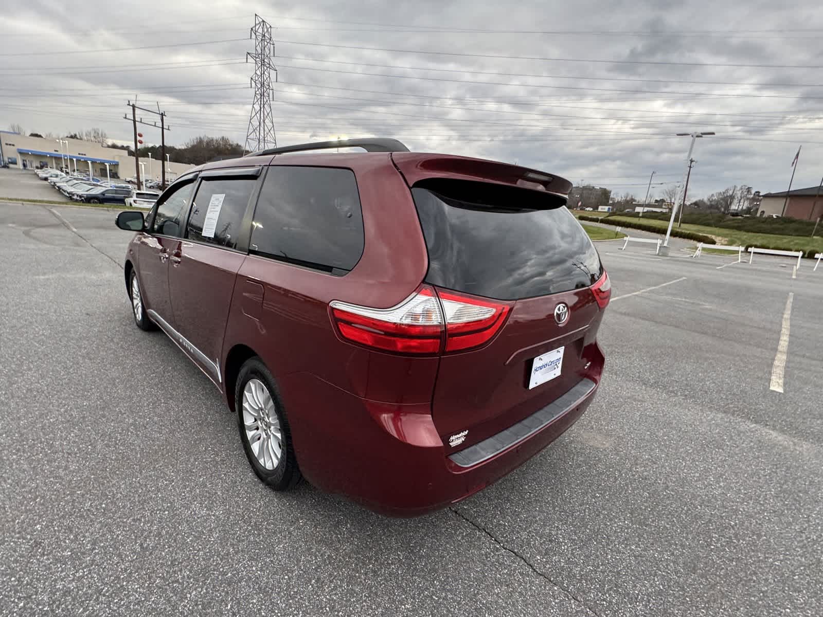 2015 Toyota Sienna XLE 6