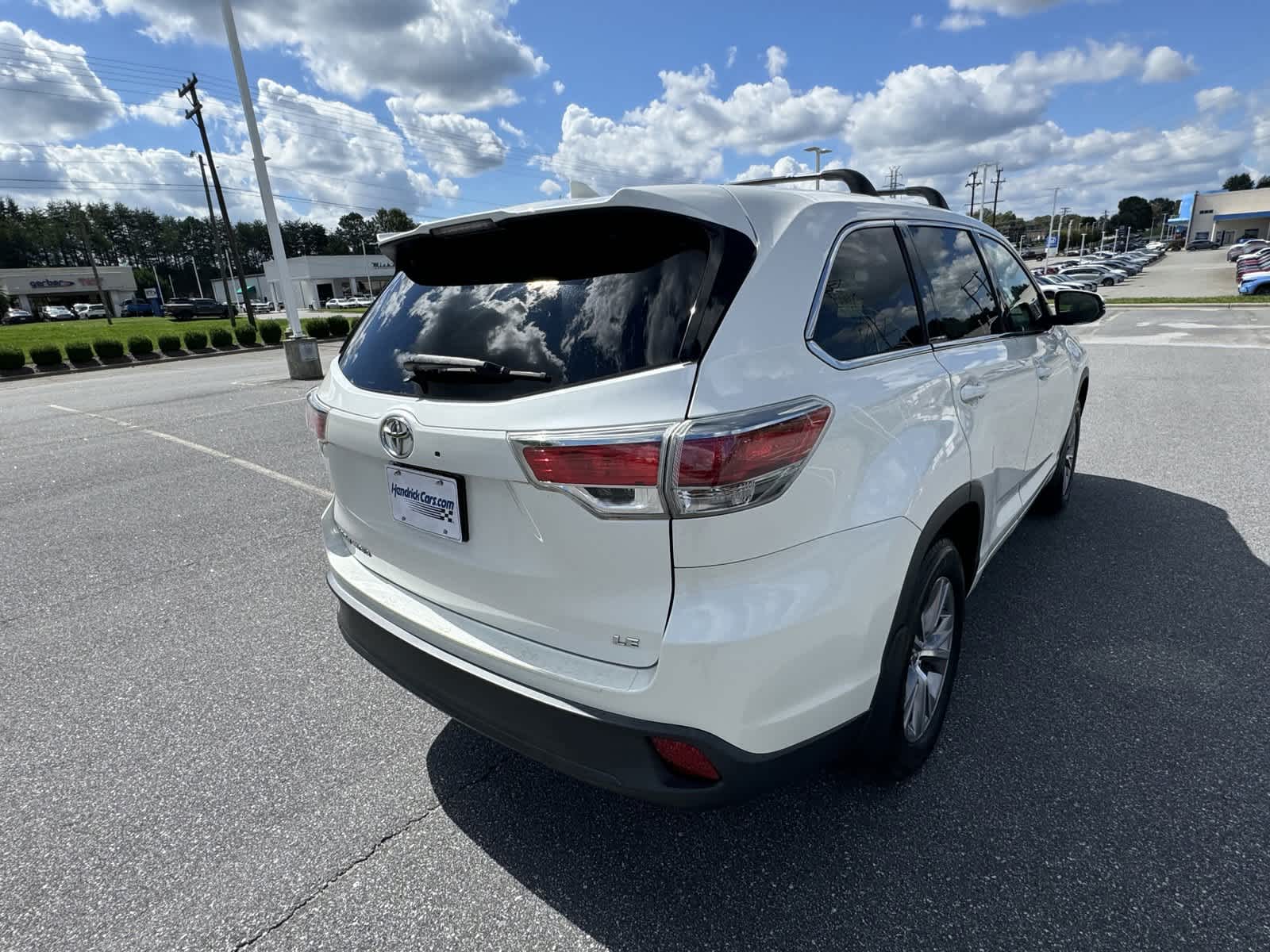 2014 Toyota Highlander LE Plus 8