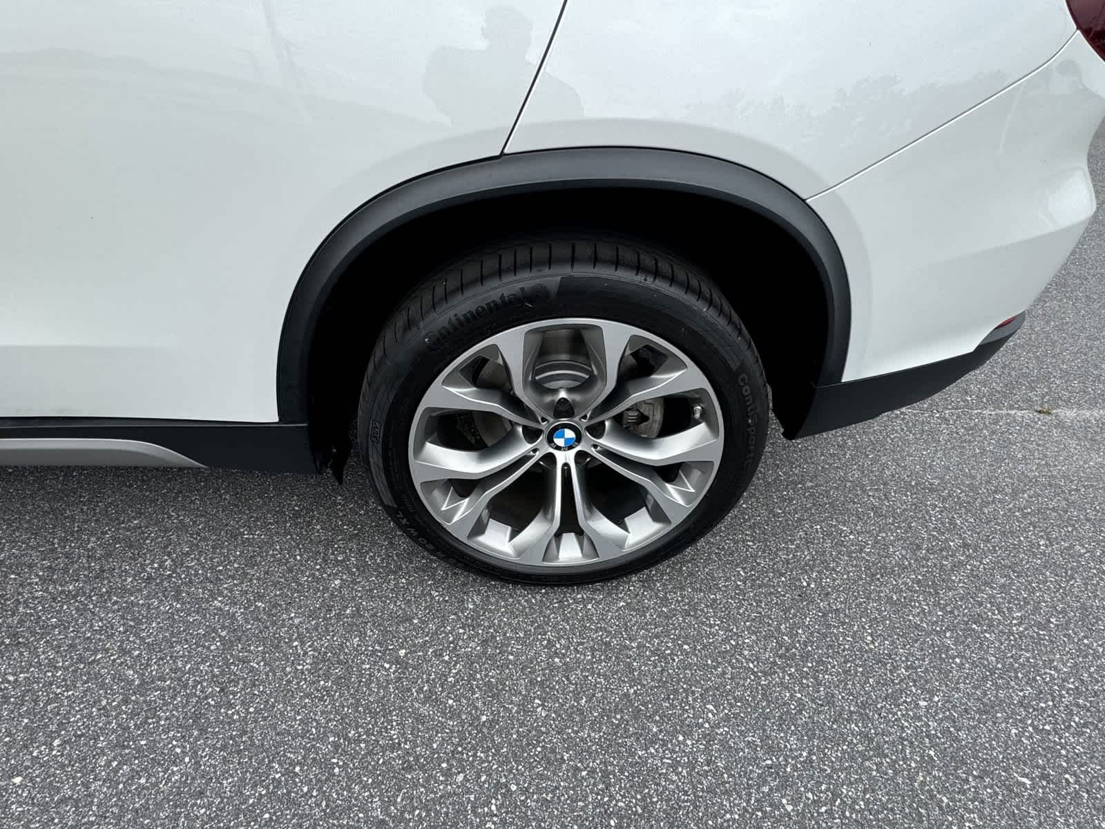 2018 BMW X5 xDrive50i 12