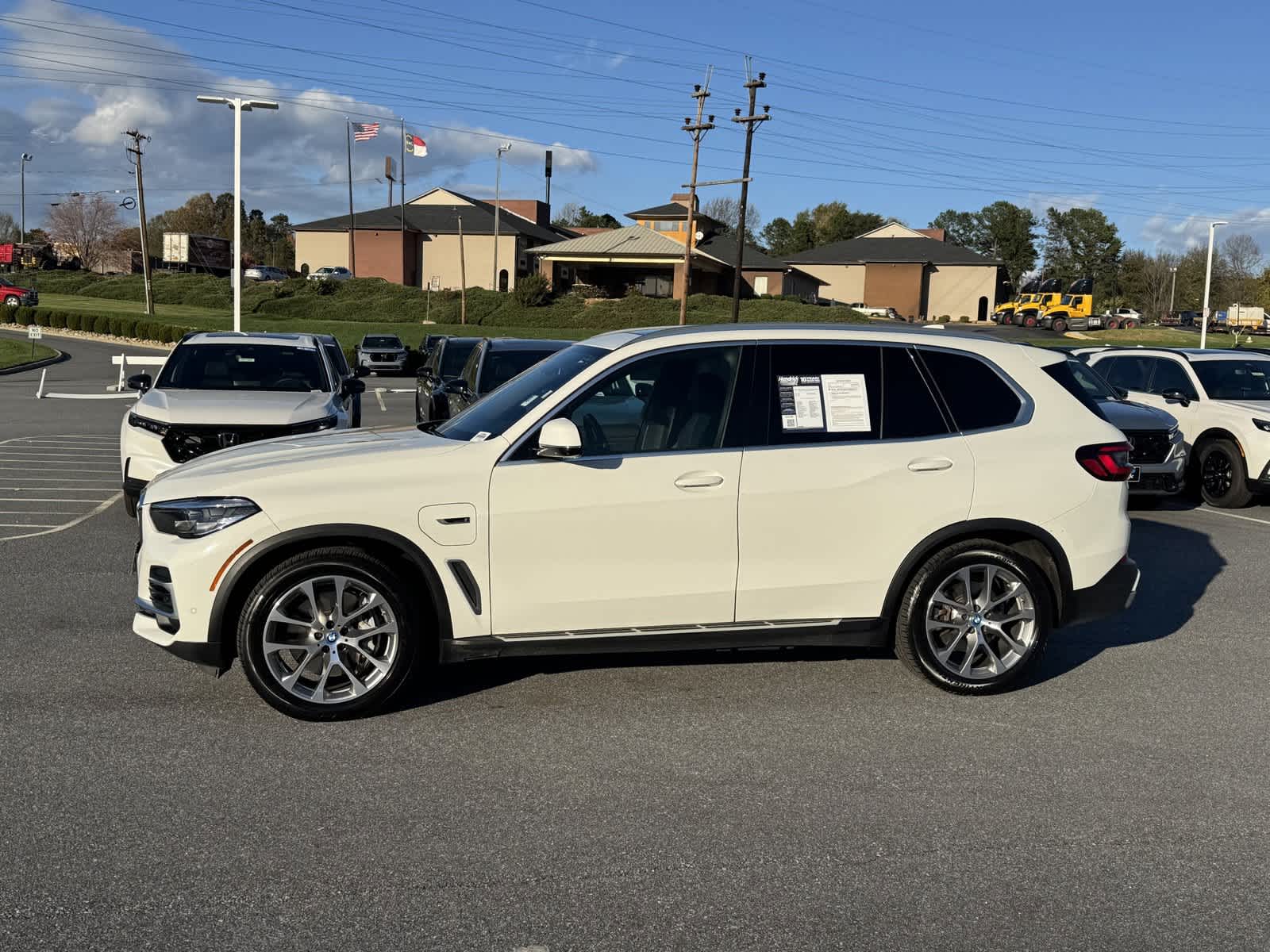 2023 BMW X5 xDrive45e 5