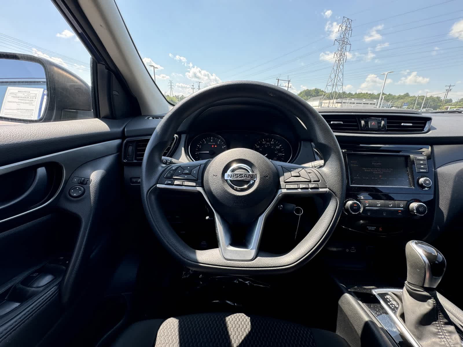 2021 Nissan Rogue Sport S 21