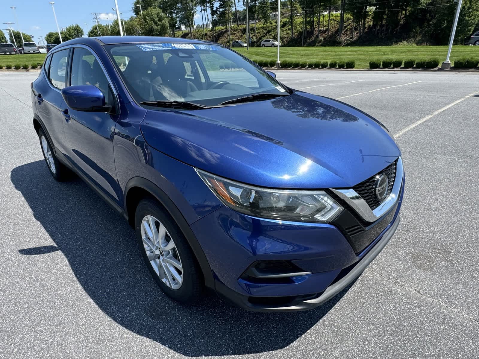 2021 Nissan Rogue Sport S 13