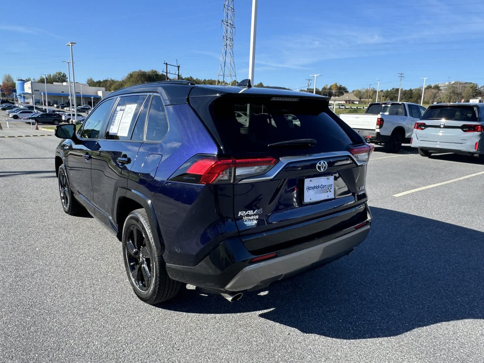 2019 Toyota RAV4 Hybrid XSE 6