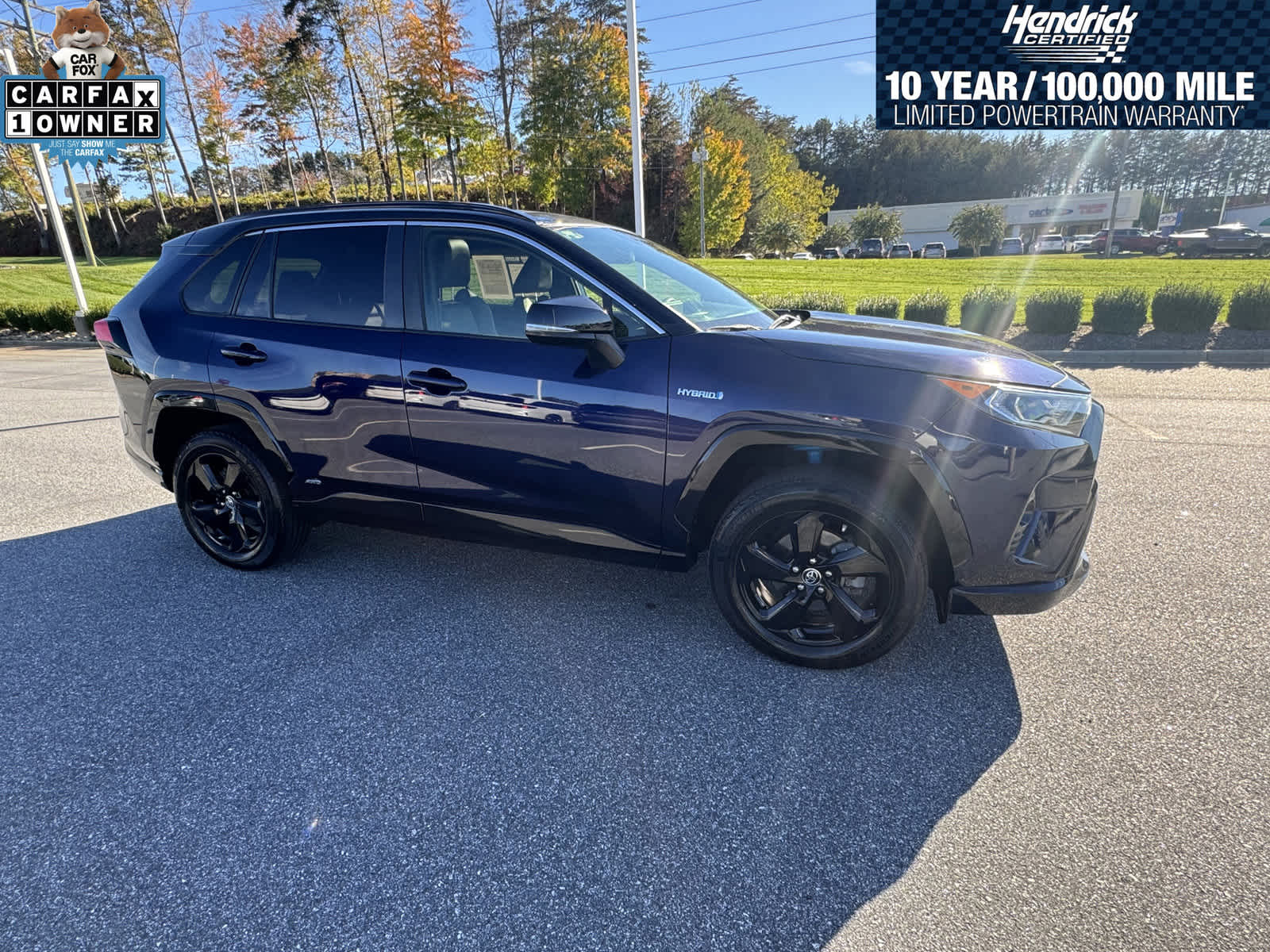 2019 Toyota RAV4 Hybrid XSE 1