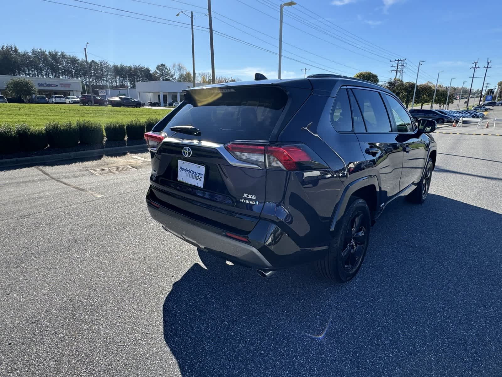 2019 Toyota RAV4 Hybrid XSE 9