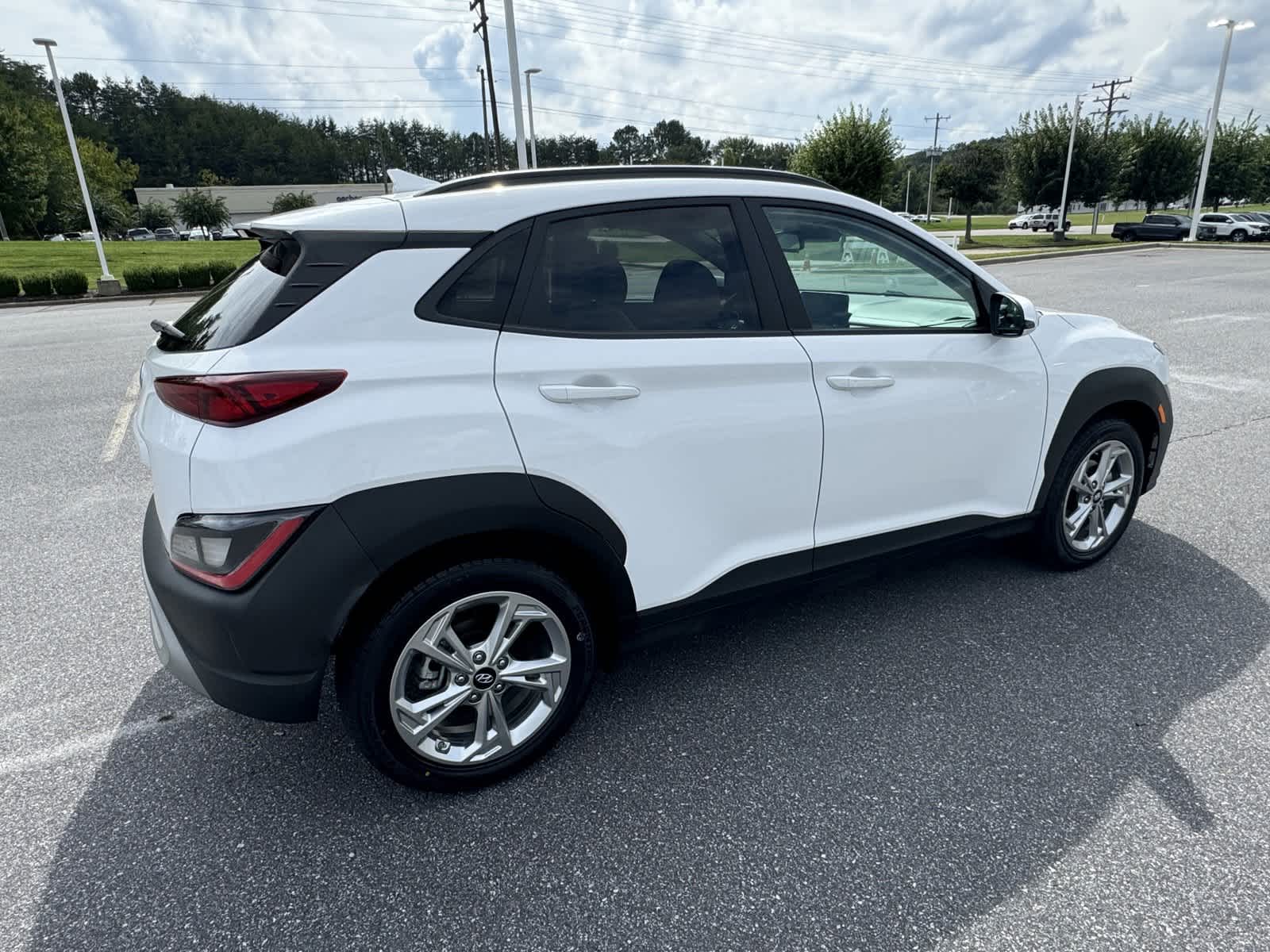 2022 Hyundai Kona SEL 12