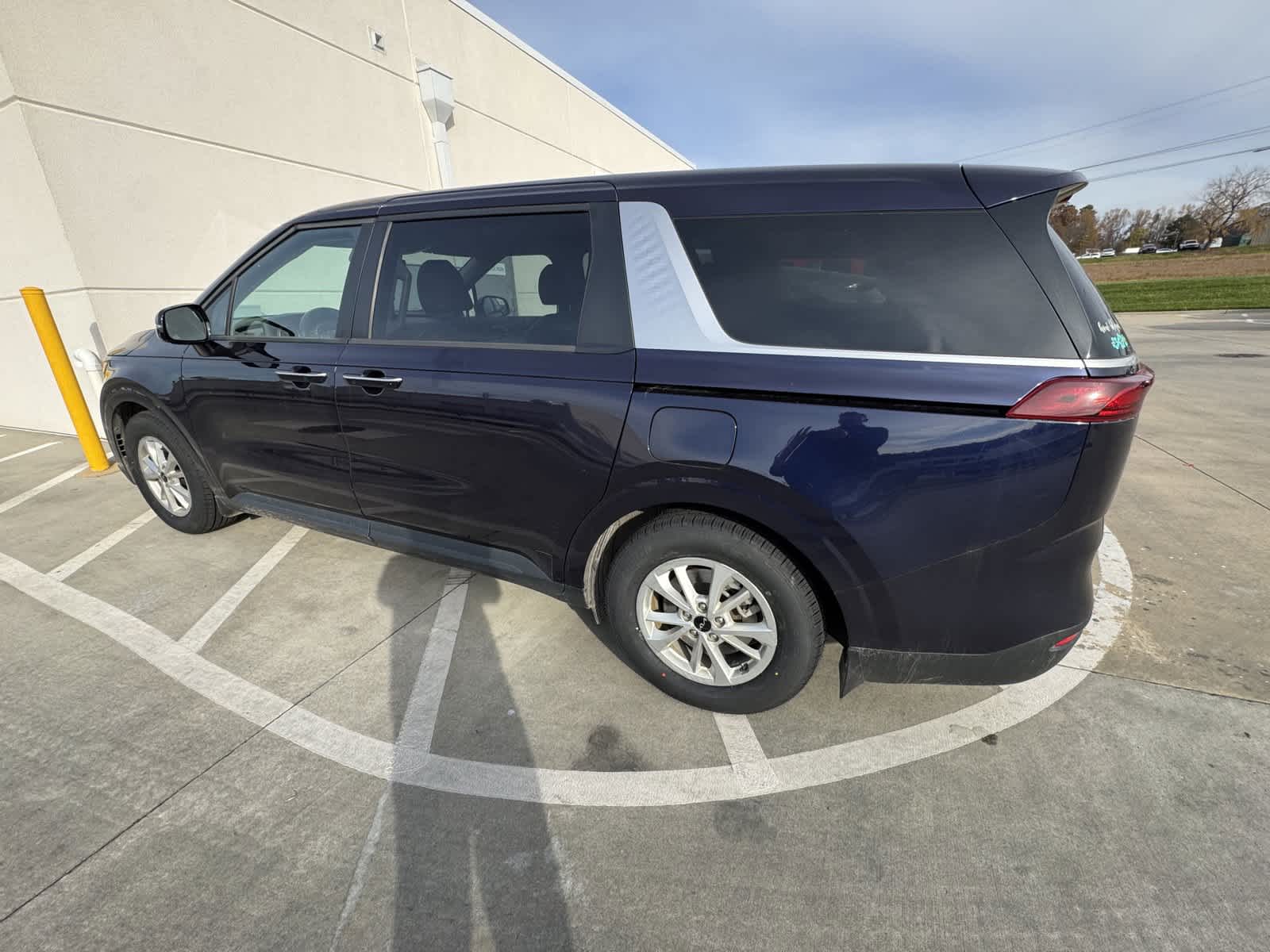 2023 Kia Carnival LX 5