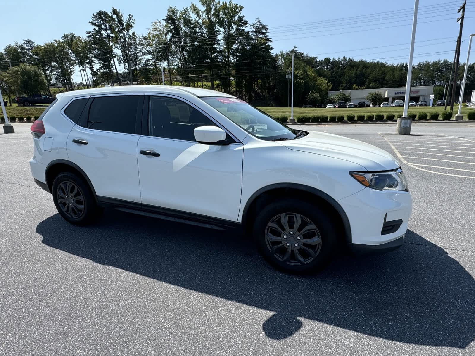 2018 Nissan Rogue S 2