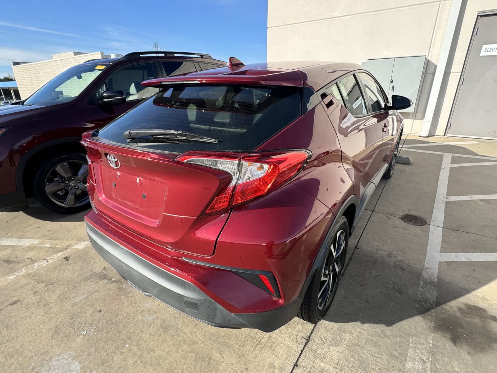 2018 Toyota C-HR XLE 9