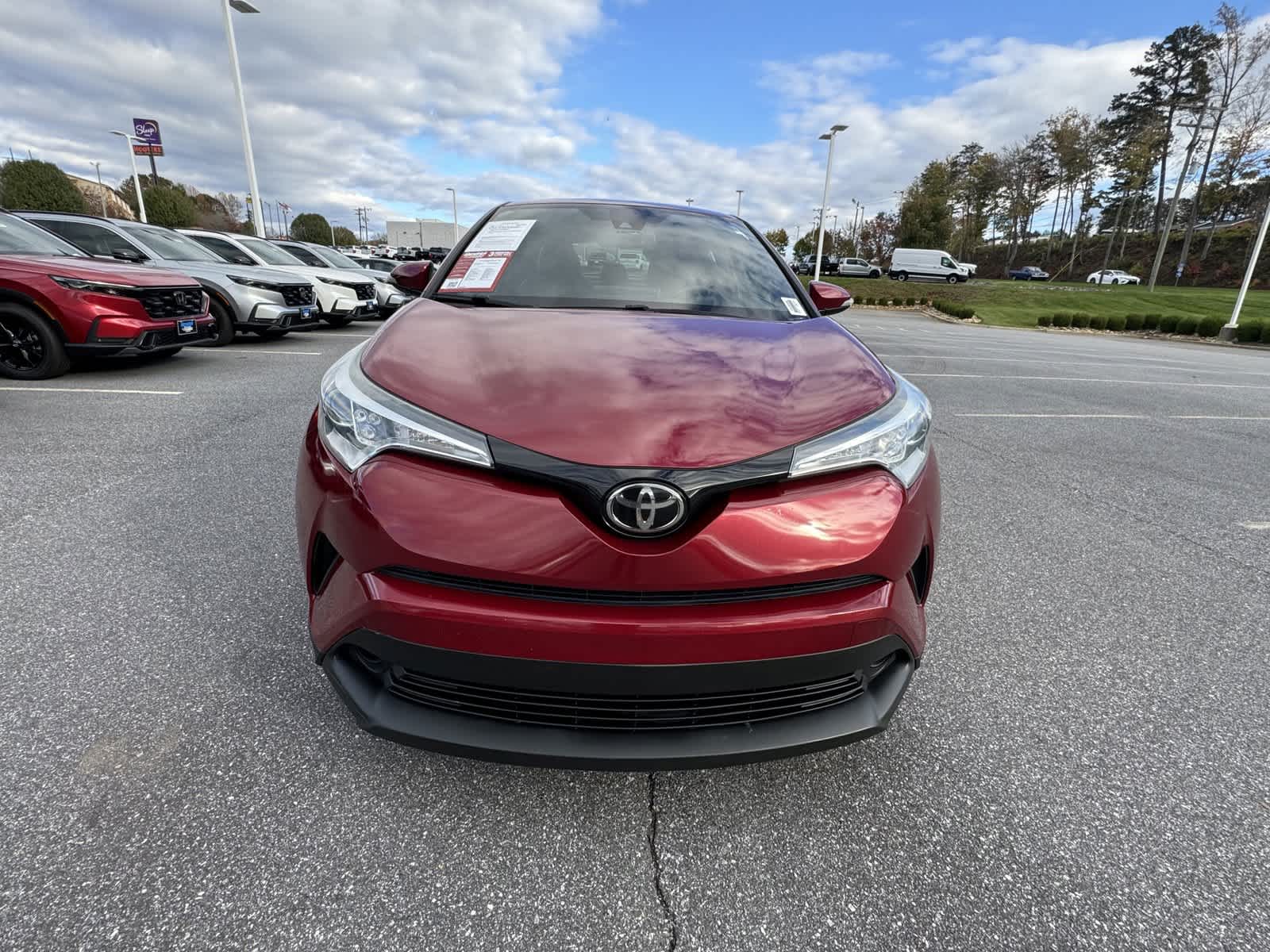 2018 Toyota C-HR XLE 4