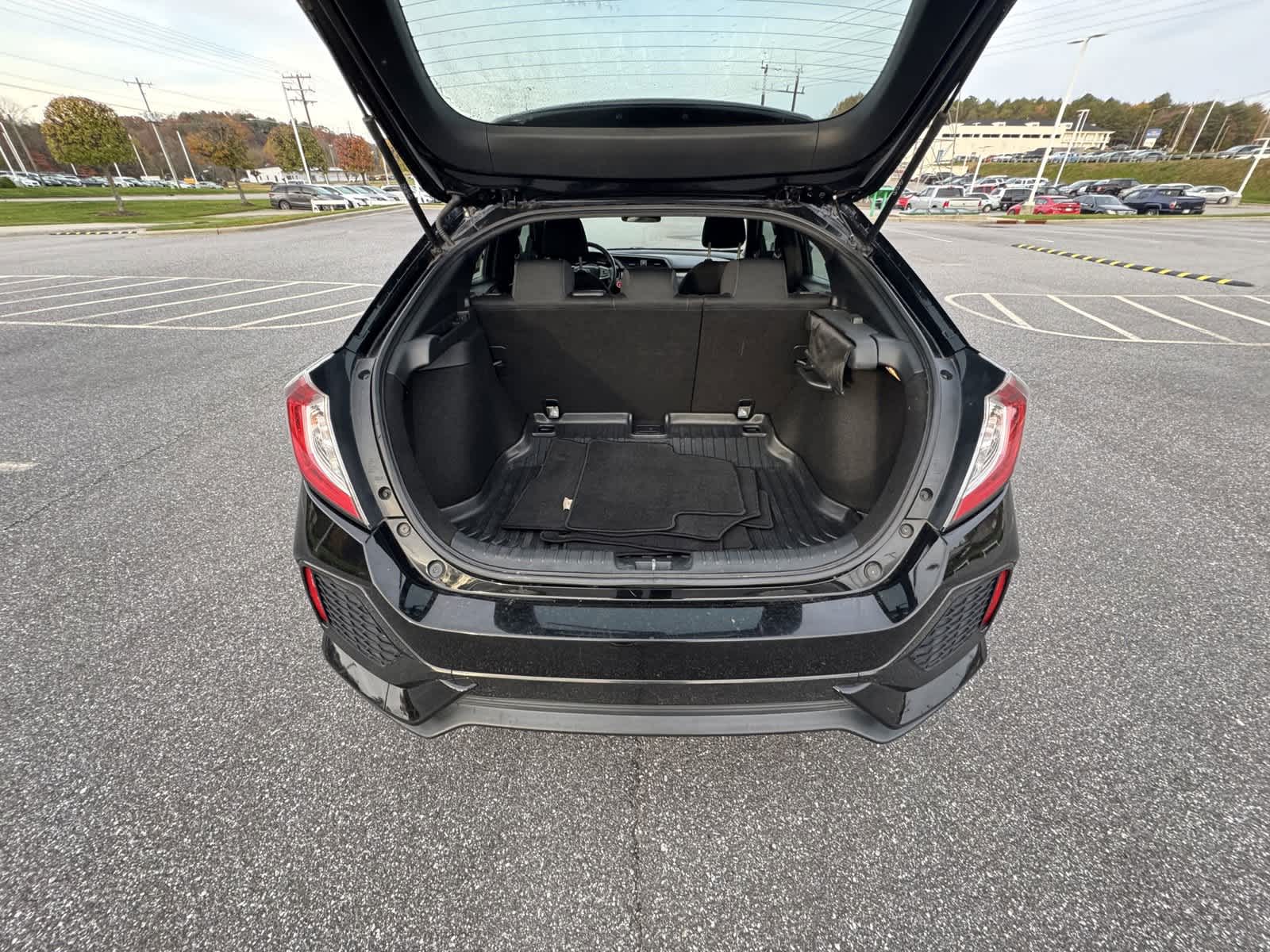 2019 Honda Civic Hatchback EX 33