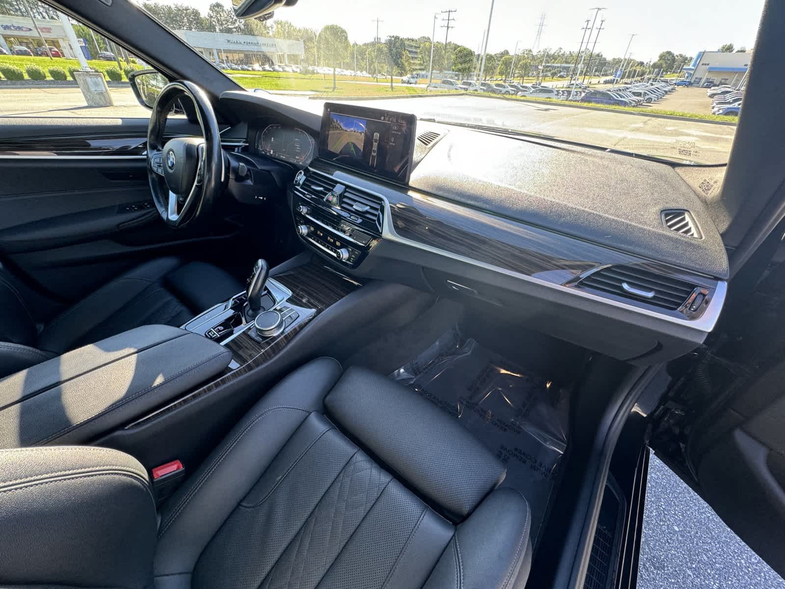 2021 BMW 5 Series 530i xDrive 21