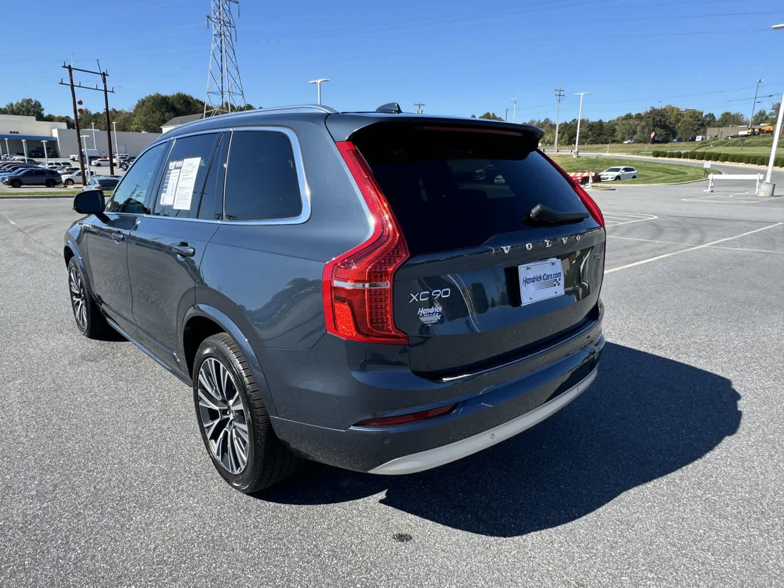 2022 Volvo XC90 Momentum 6