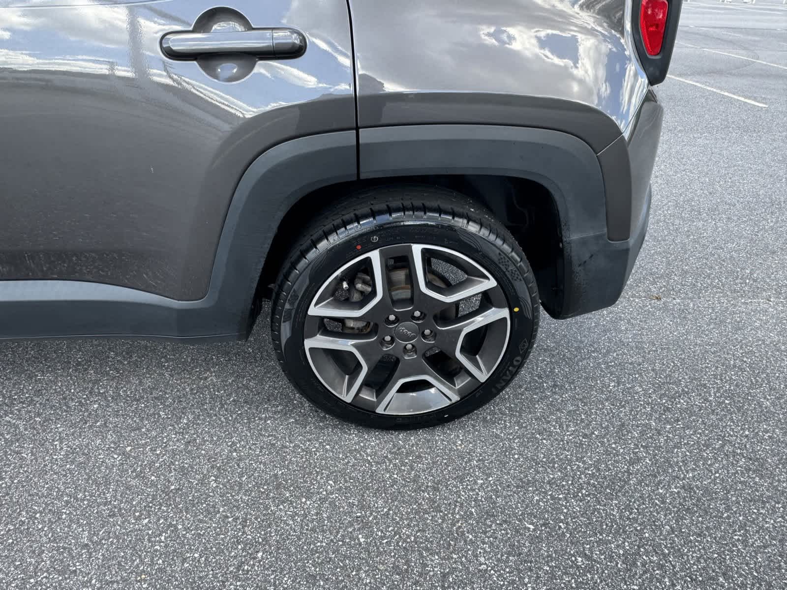 2019 Jeep Renegade Limited 16