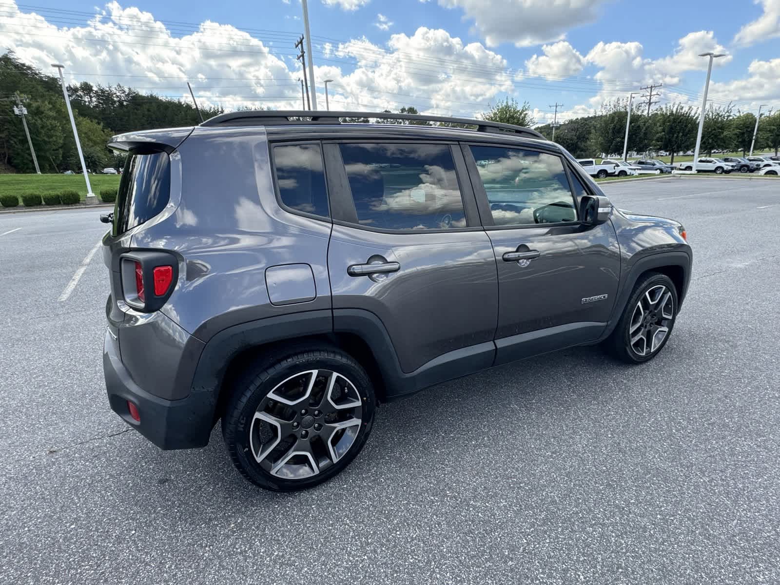 2019 Jeep Renegade Limited 11