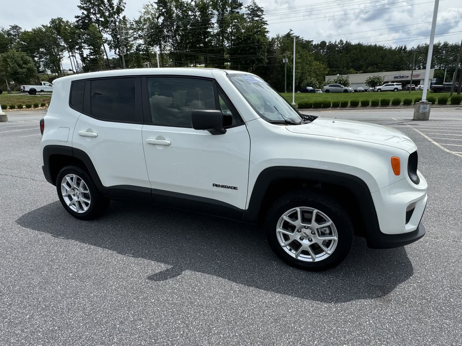 2023 Jeep Renegade Latitude 2