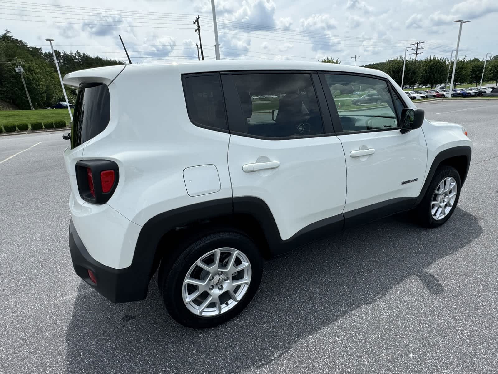 2023 Jeep Renegade Latitude 8