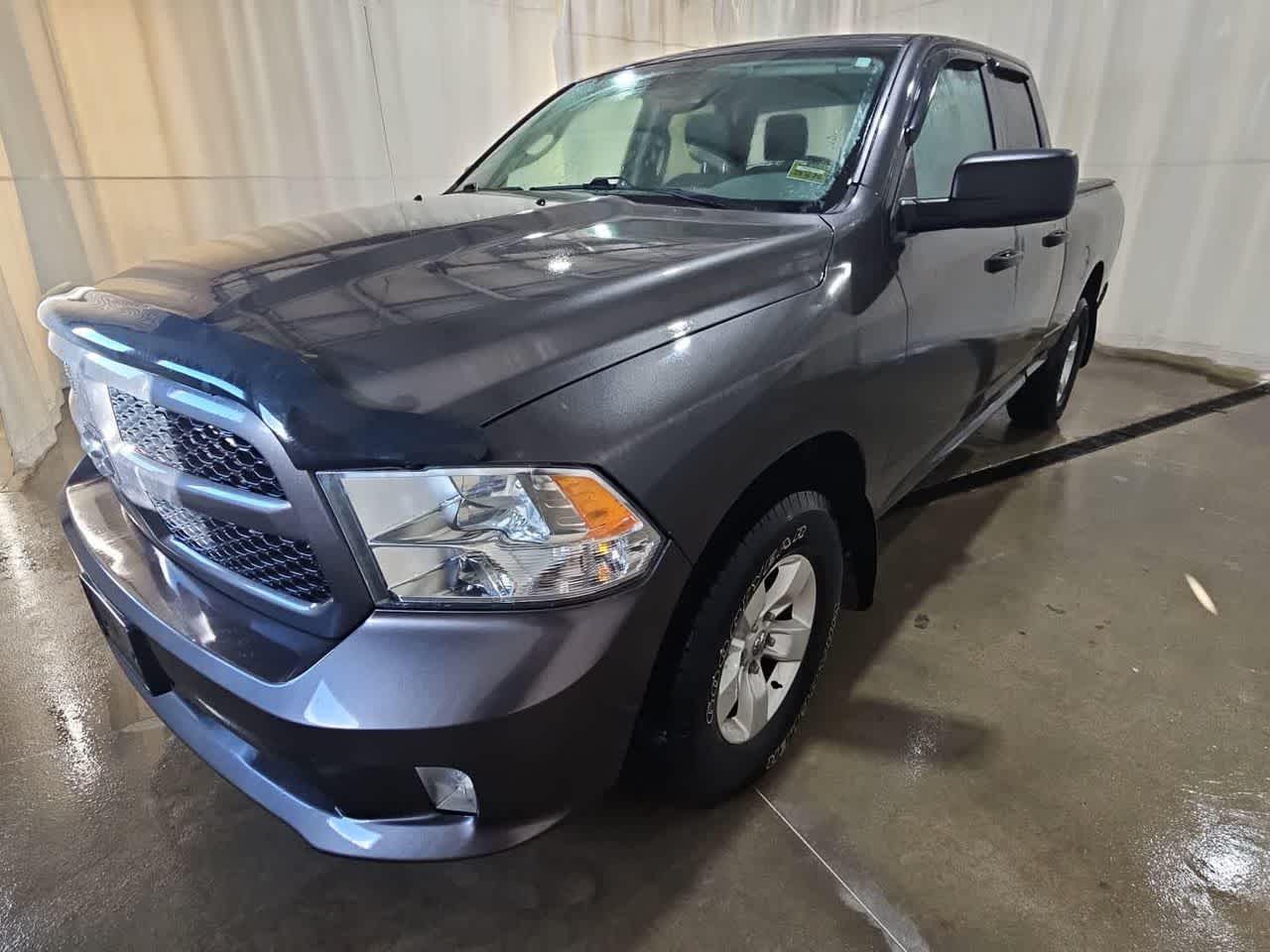 2016 RAM 1500 Express Quad Cab 4WD
