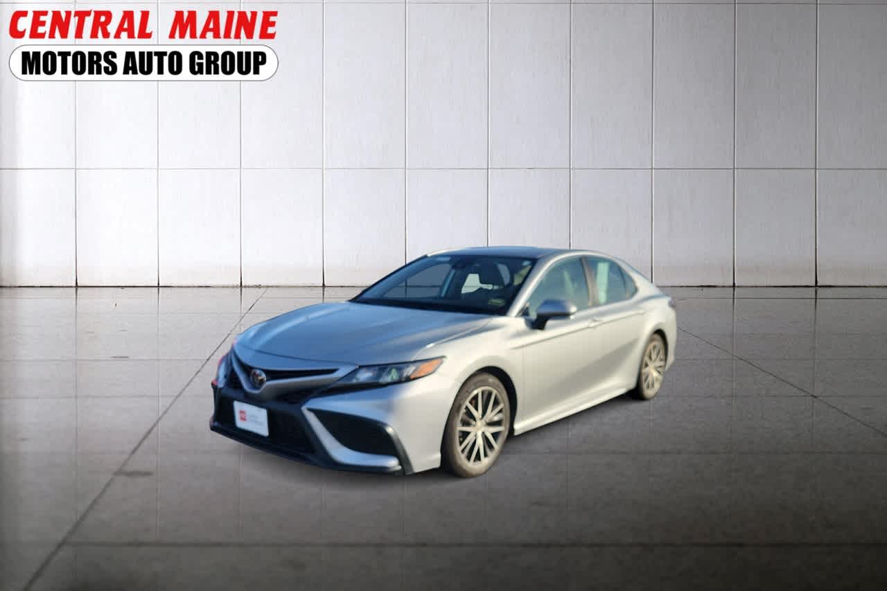 2024 Toyota Camry SE AWD