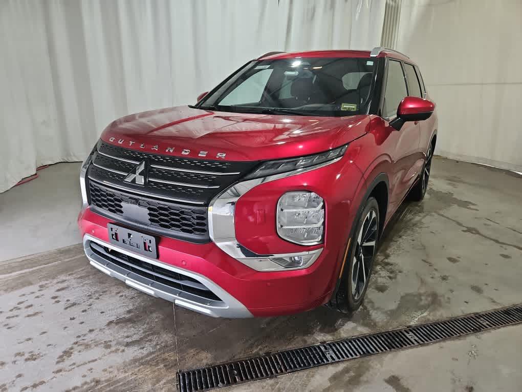 Red Diamond 2022 Mitsubishi Outlander SEL S-AWC SUV / Crossover All-Wheel Drive Continuously Variable Transmission
