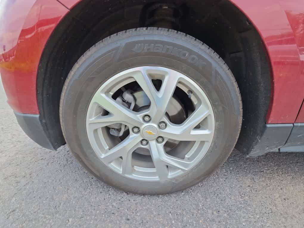 View vehicle photo 2