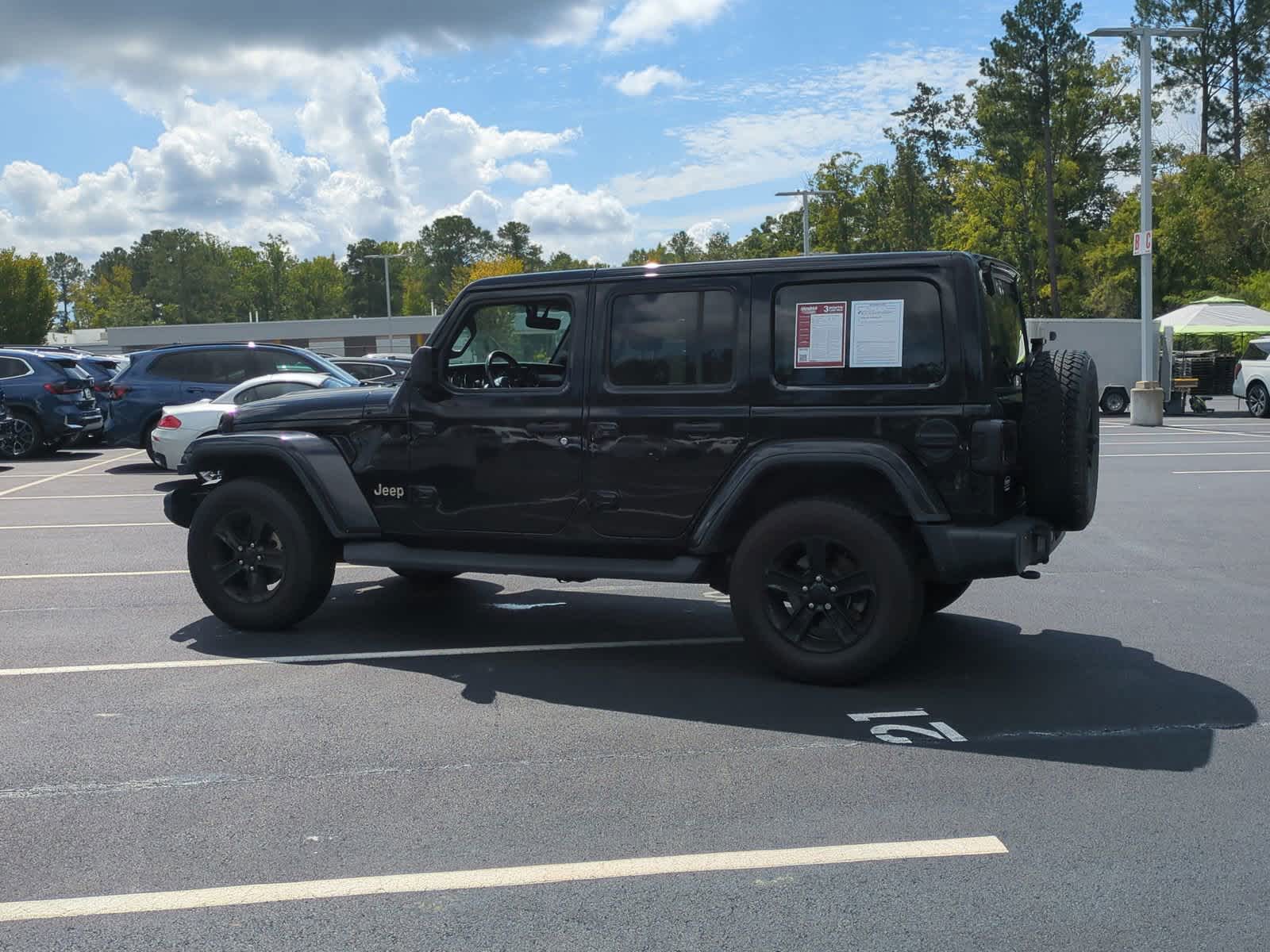 2021 Jeep Wrangler Unlimited Sahara Altitude 8