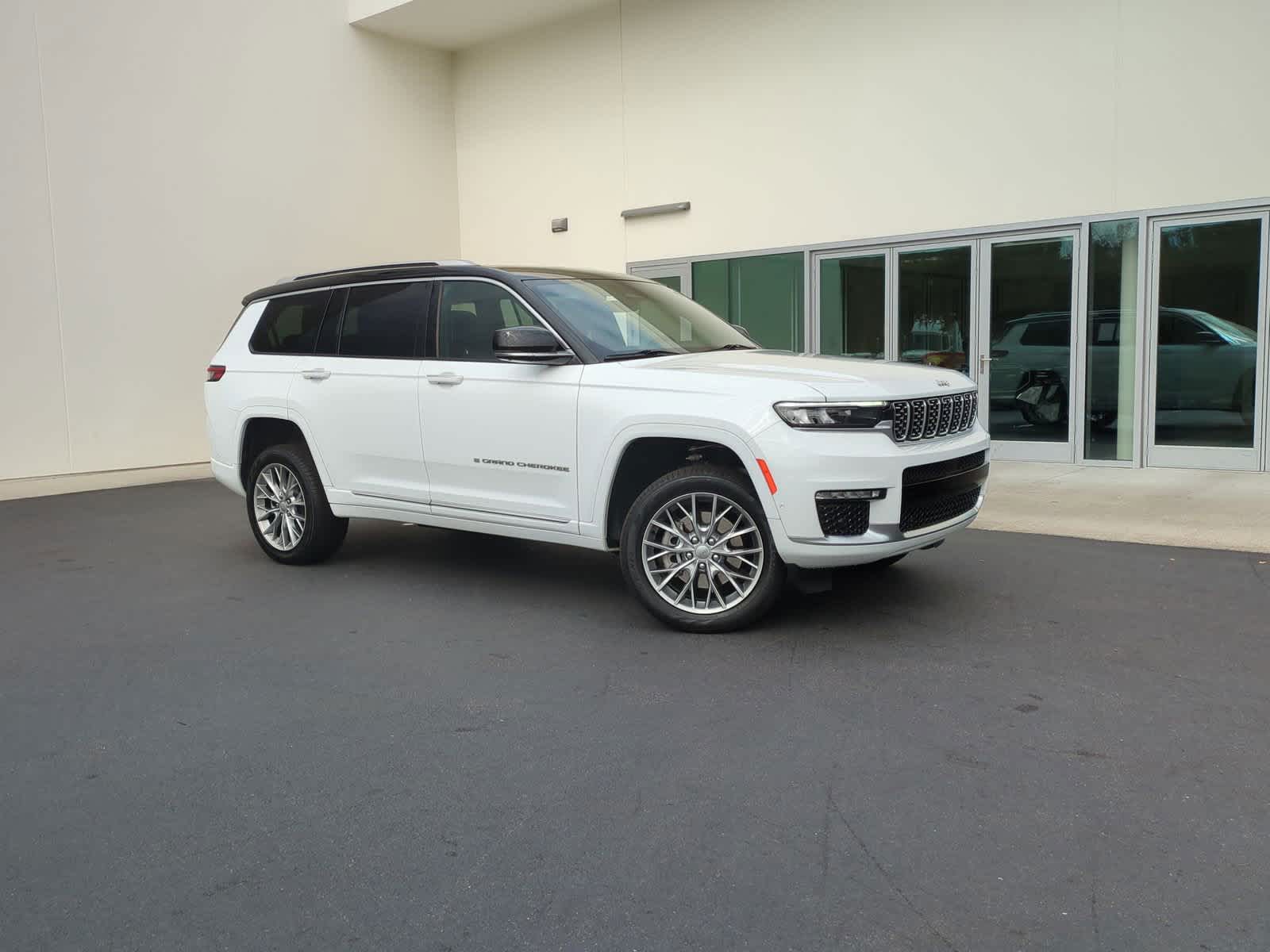 2023 Jeep Grand Cherokee L Summit 2