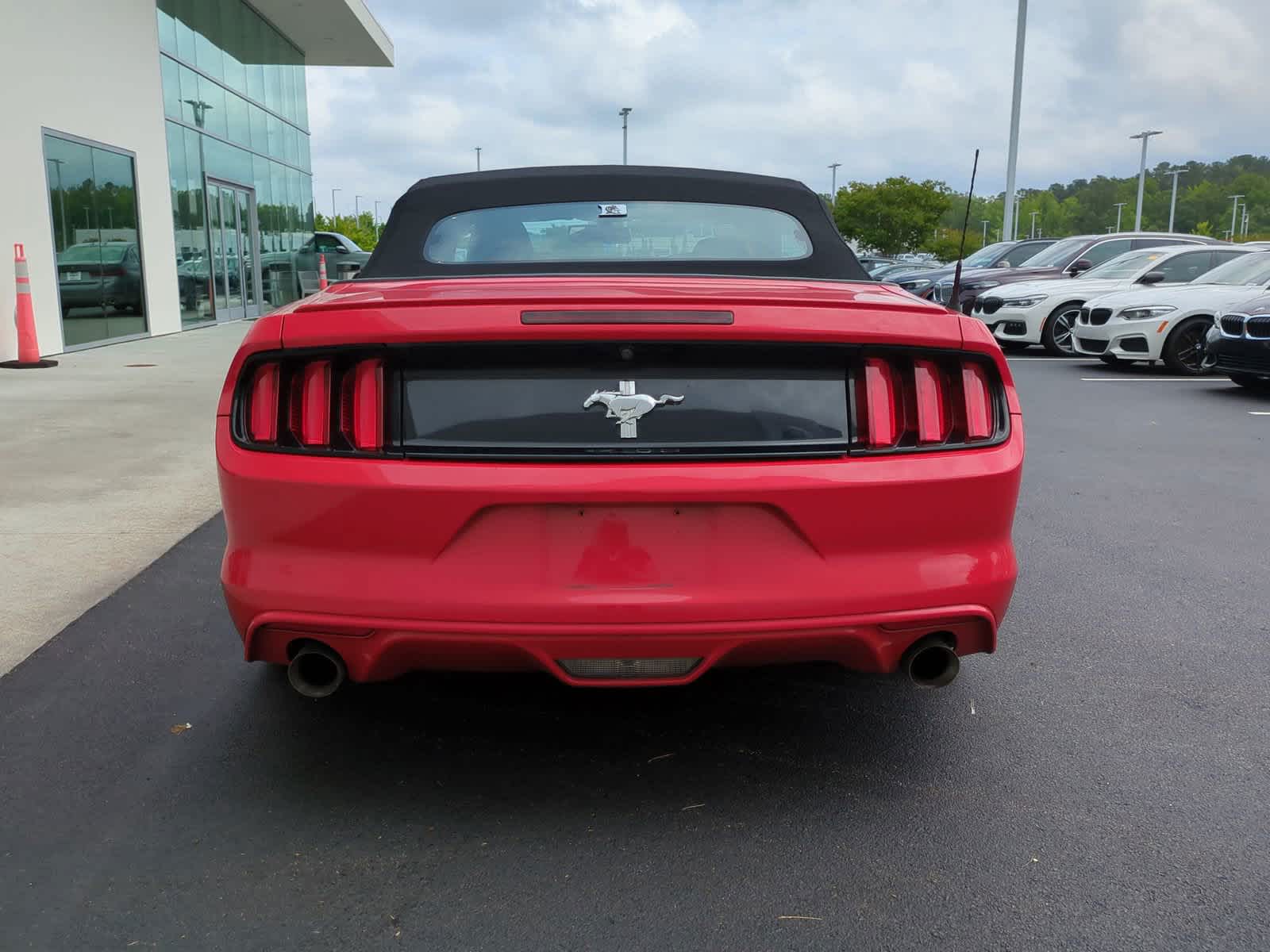 2016 Ford Mustang V6 9