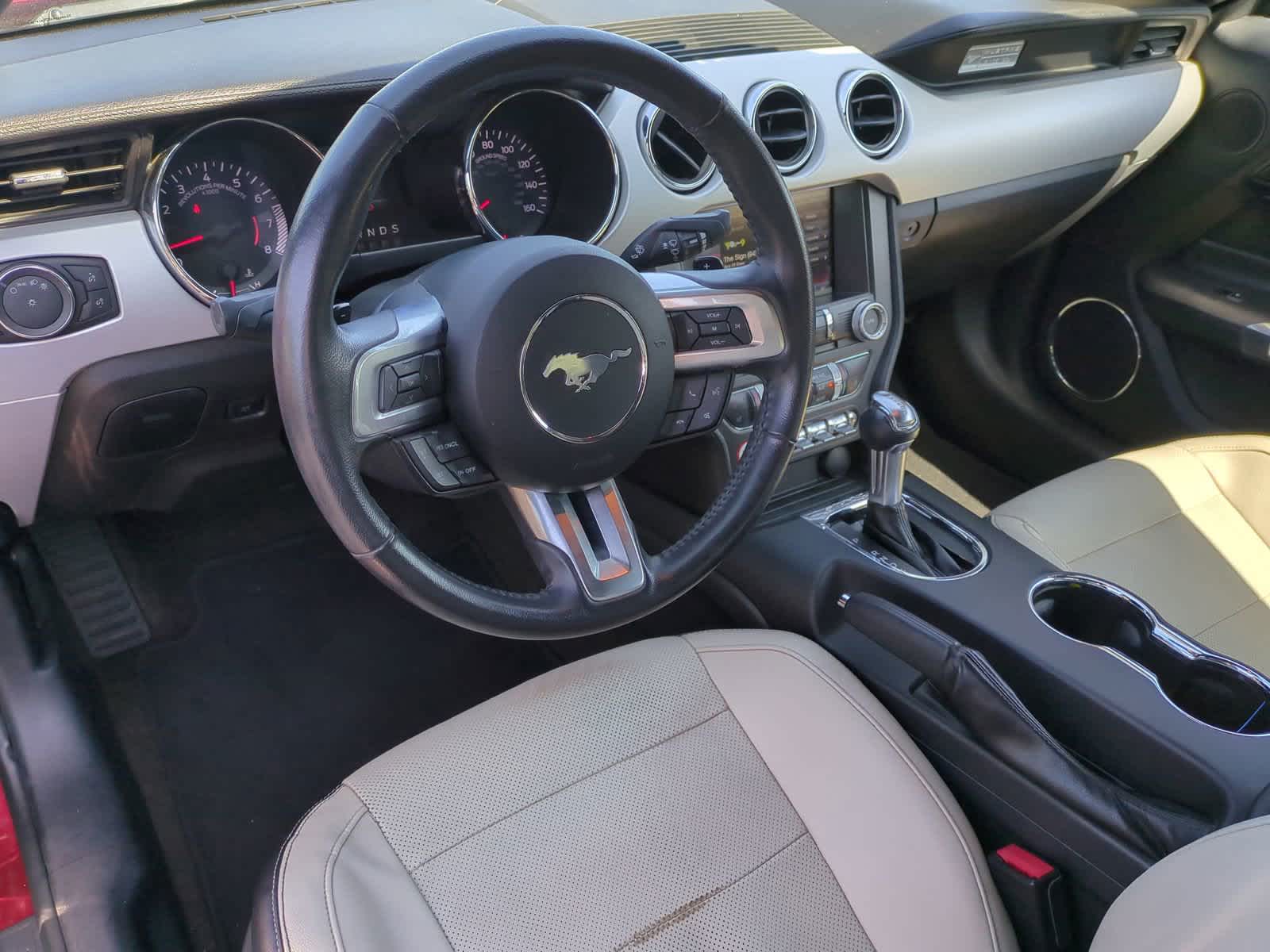 2015 Ford Mustang GT Premium 30
