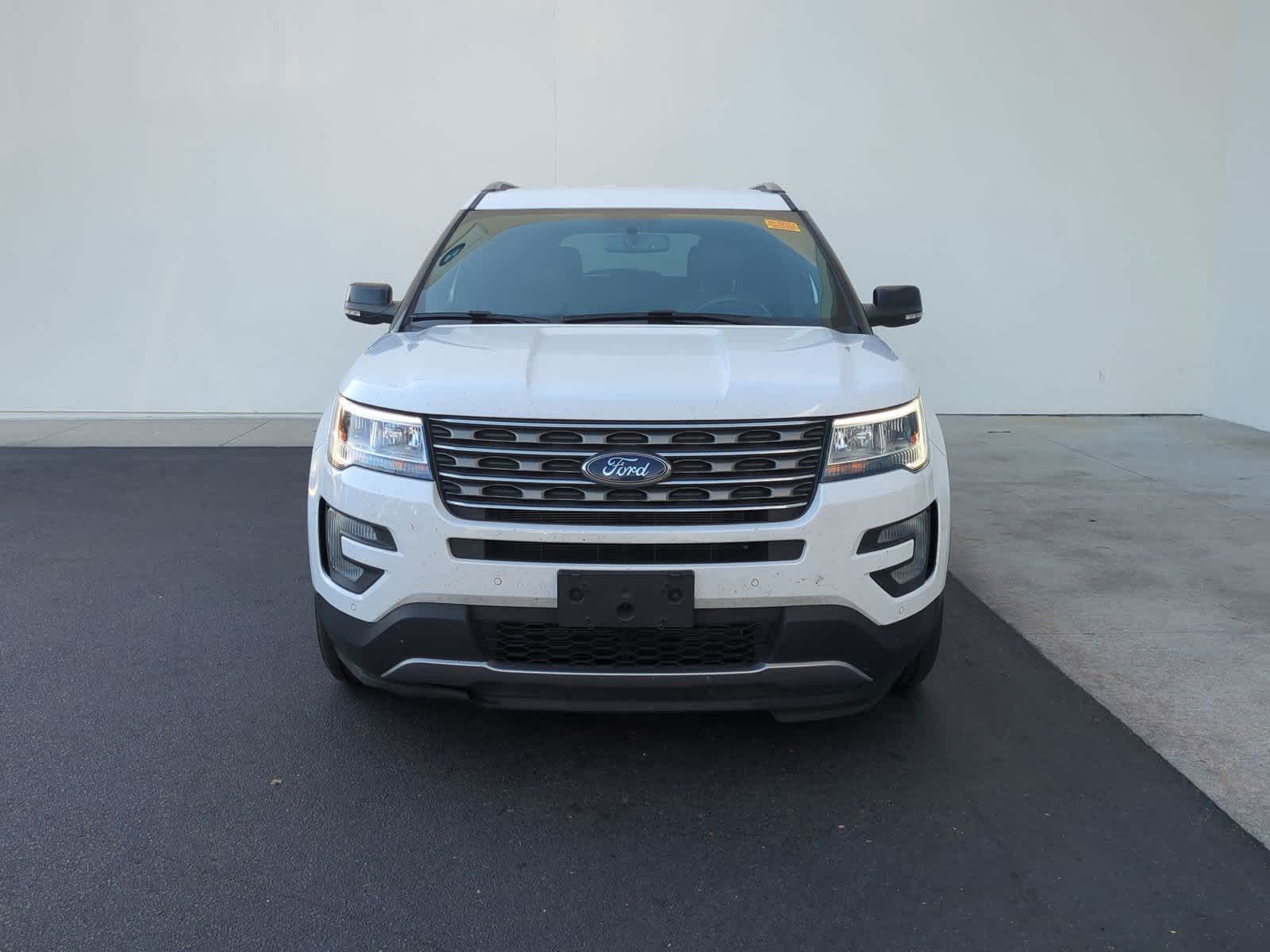 2017 Ford Explorer XLT 3