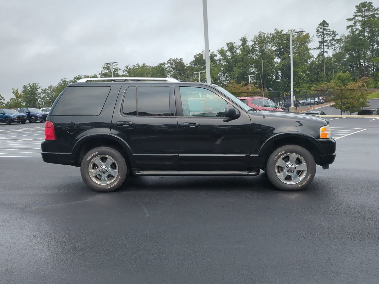 2003 Ford Explorer Limited 10