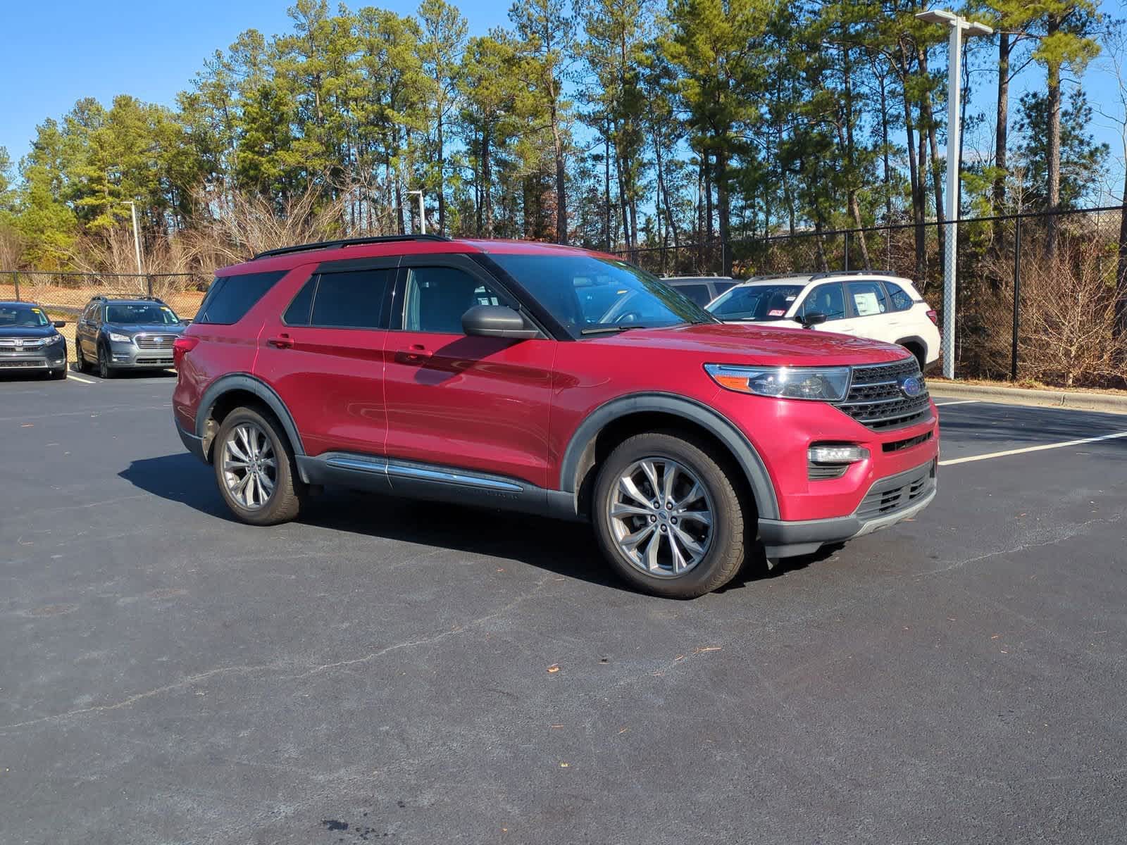 2020 Ford Explorer XLT 2