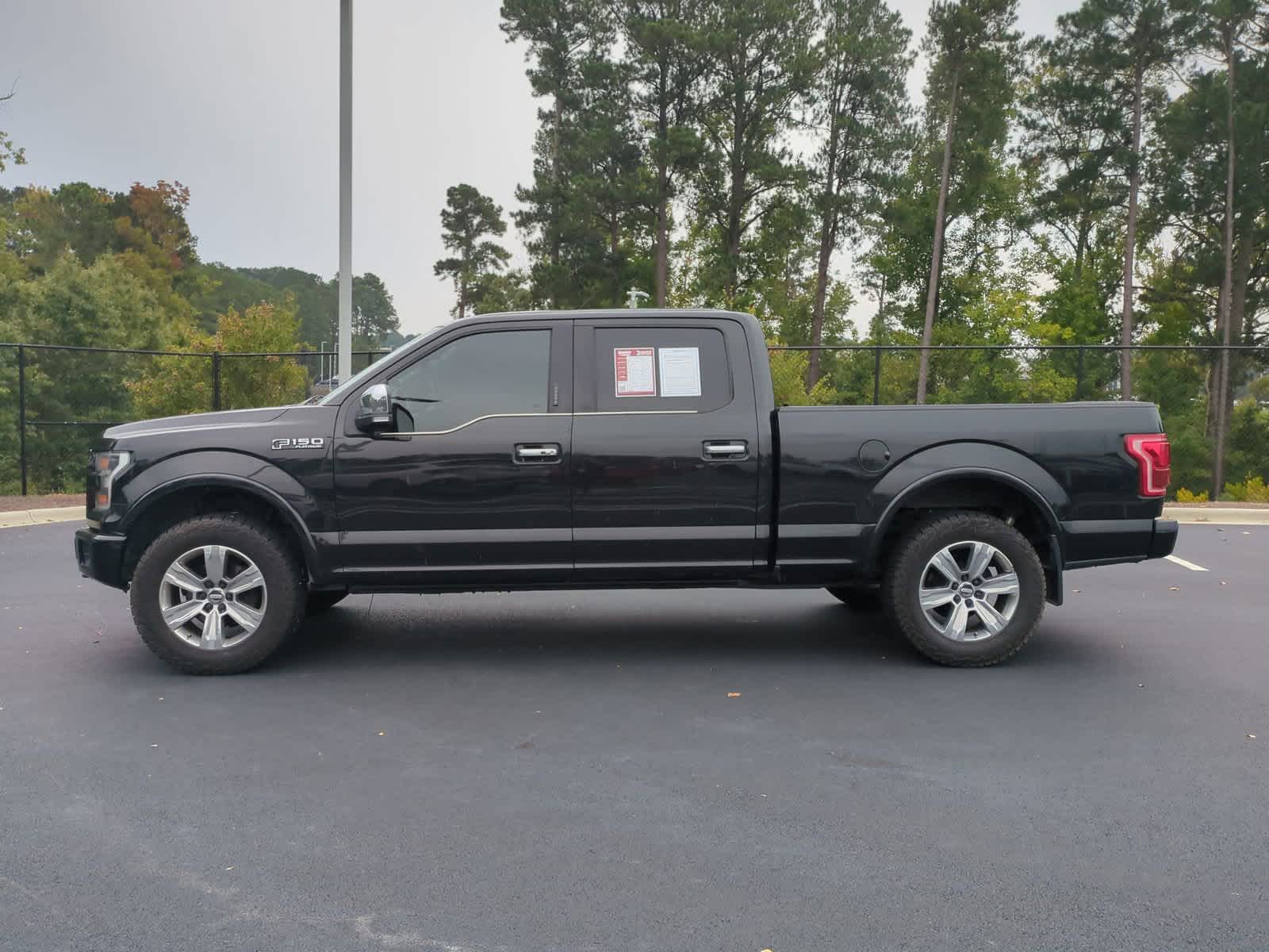 2015 Ford F-150 Platinum 4WD SuperCrew 157 7