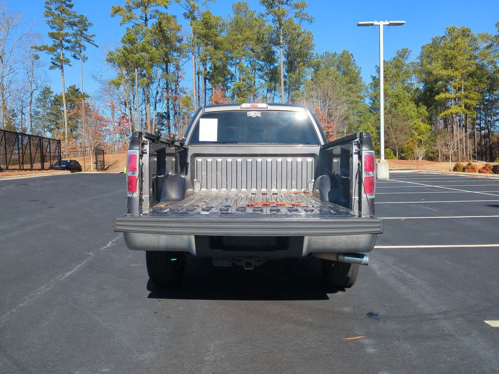 2014 Ford F-150 XLT 4WD SuperCab 145 30