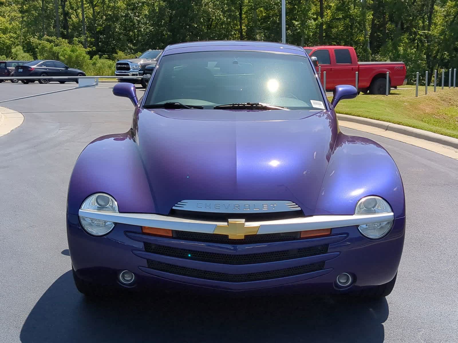 2004 Chevrolet SSR LS Reg Cab 116.0 WB 3