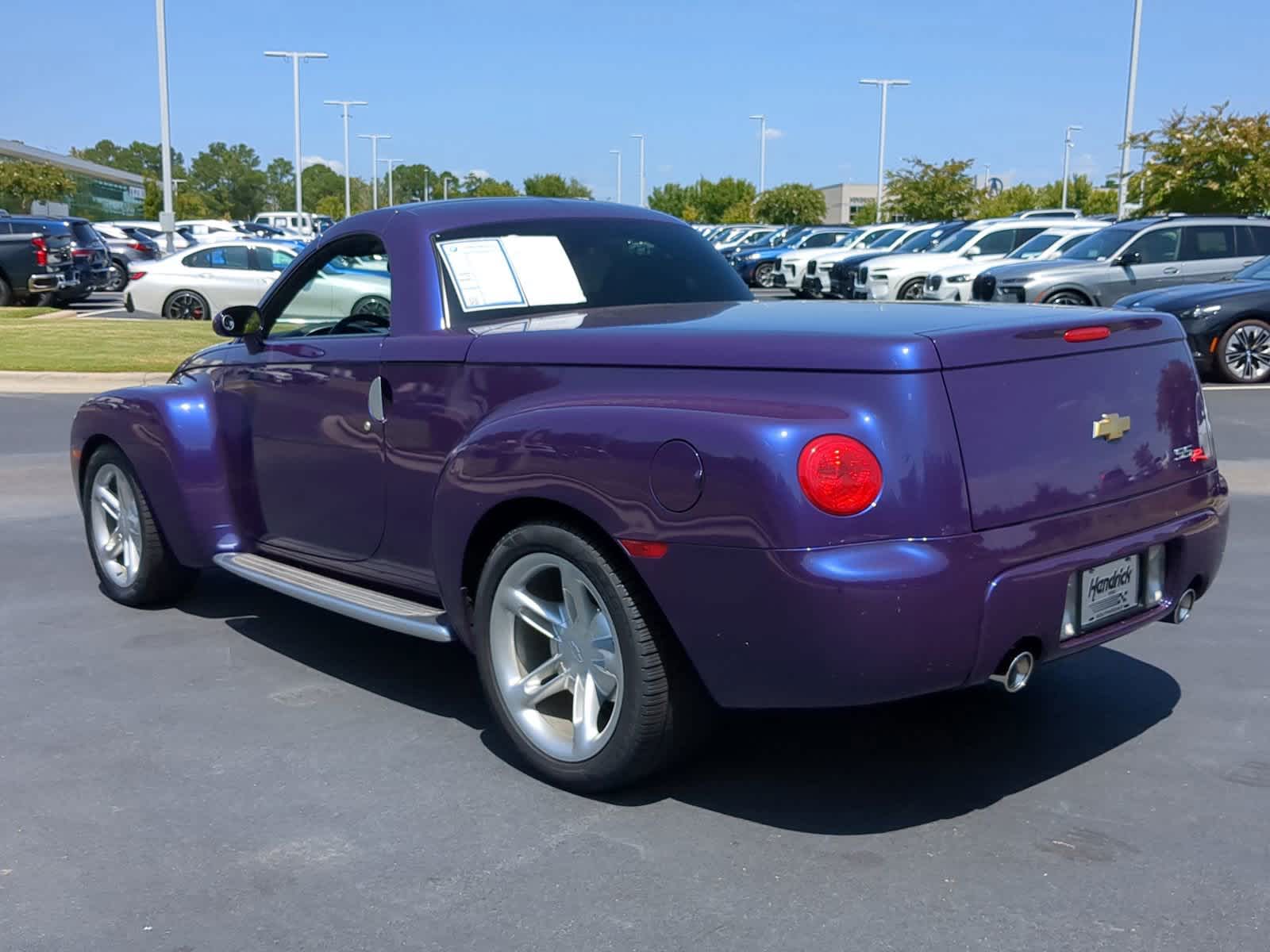 2004 Chevrolet SSR LS Reg Cab 116.0 WB 8