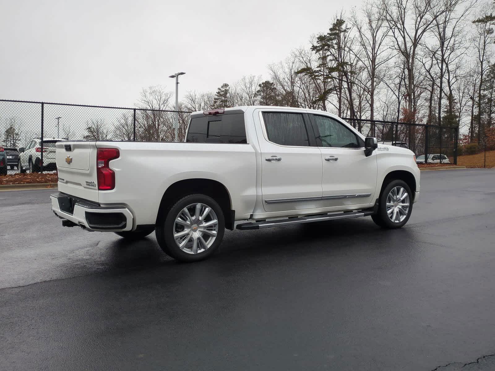 2024 Chevrolet Silverado 1500 High Country 8