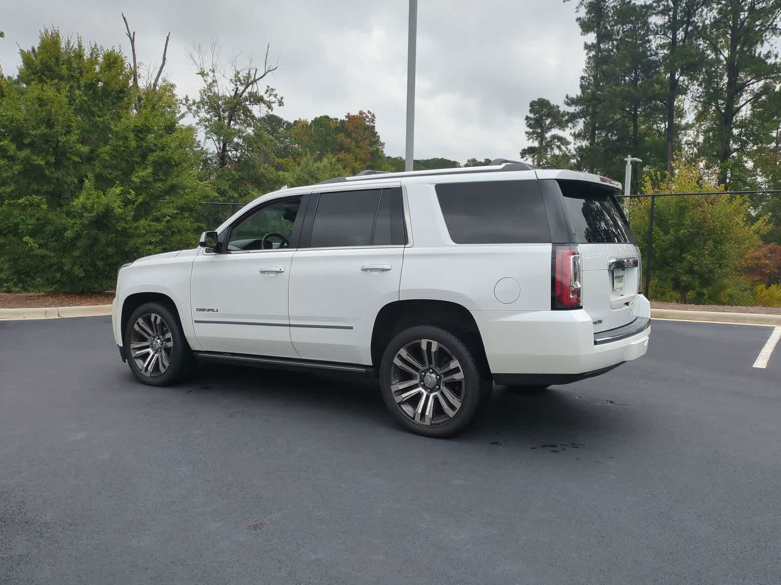 2017 GMC Yukon Denali 8