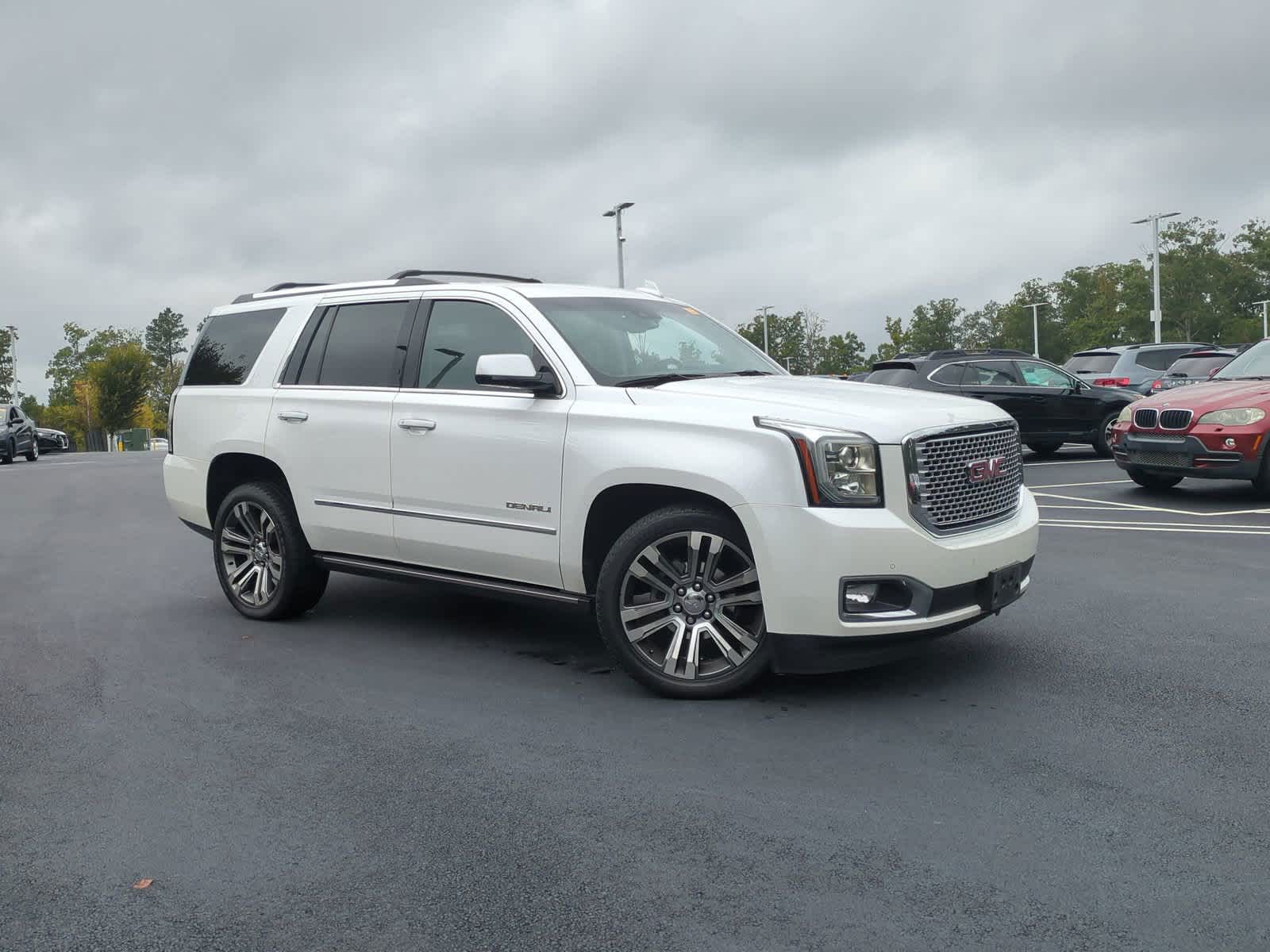 2017 GMC Yukon Denali 2