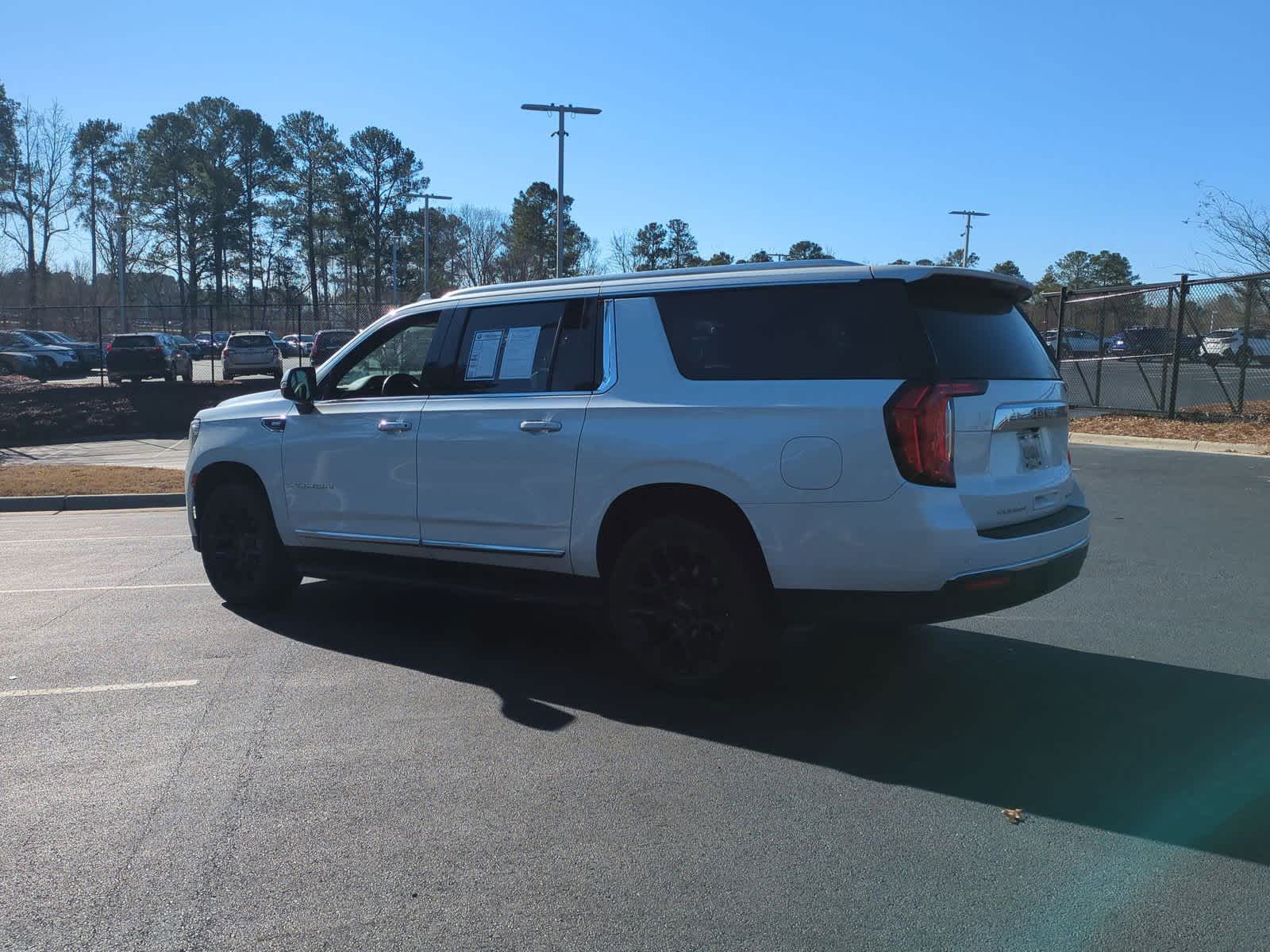 2022 GMC Yukon XL SLT 7