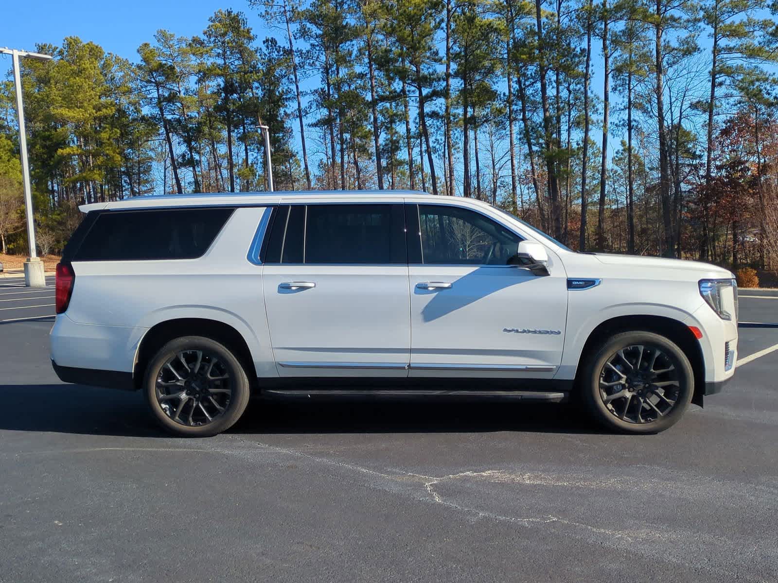 2022 GMC Yukon XL SLT 10