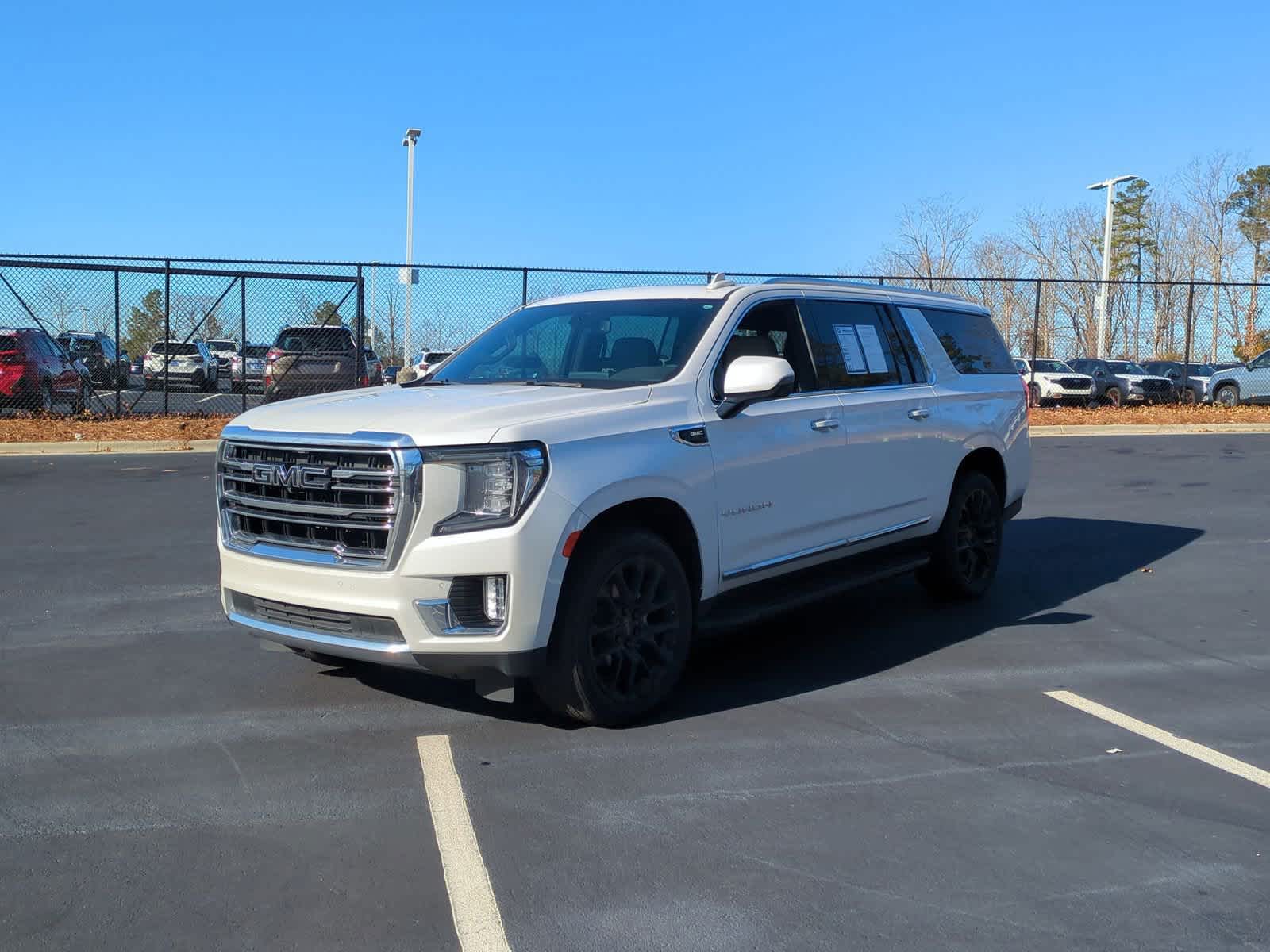 2022 GMC Yukon XL SLT 4