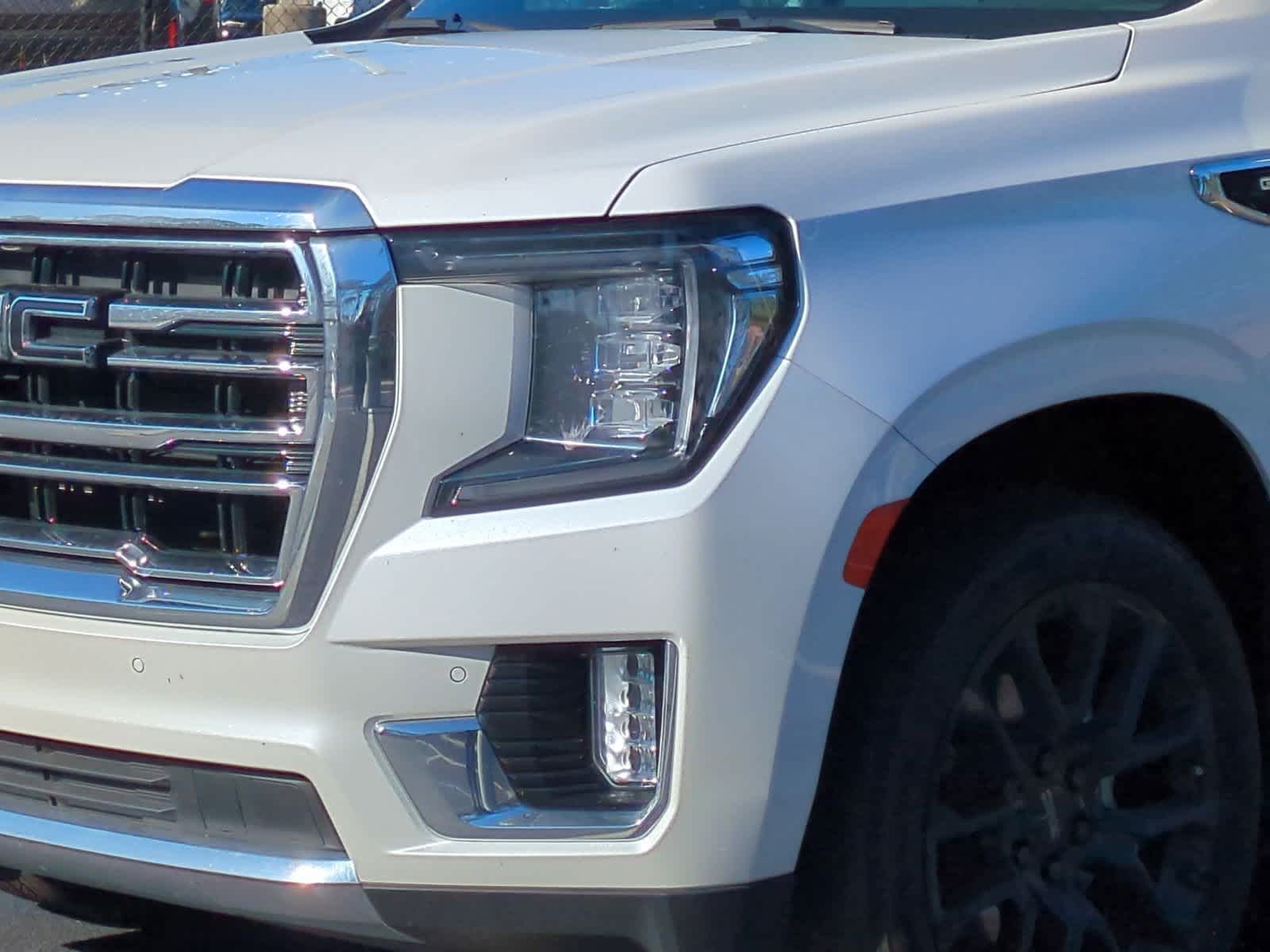 2022 GMC Yukon XL SLT 5