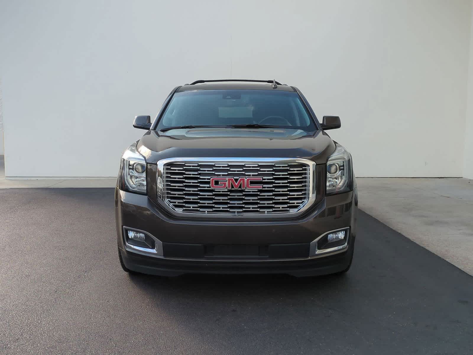 2020 GMC Yukon XL Denali 3