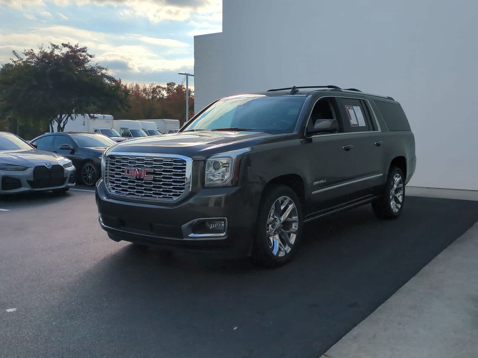 2020 GMC Yukon XL Denali 4