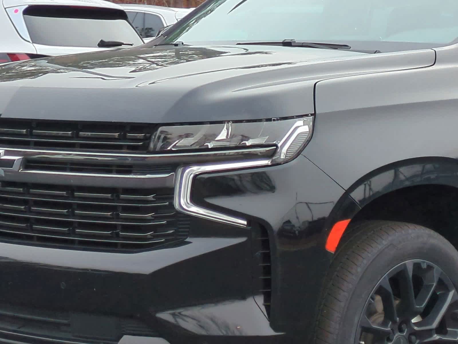 2022 Chevrolet Suburban RST 5